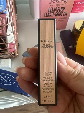 GUCCI MASCARA - travel
